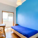 Rent a room in lisbon