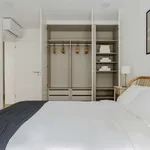 Rent 3 bedroom apartment of 121 m² in lisbon