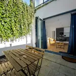 Rent 2 bedroom flat of 797 m² in London