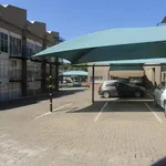 Rent 1 bedroom apartment in Johannesburg