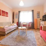 Miete 1 Schlafzimmer wohnung von 592 m² in Vienna