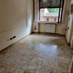 Rent 4 bedroom apartment of 140 m² in Roma