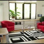 Rent 2 bedroom apartment of 50 m² in Paris