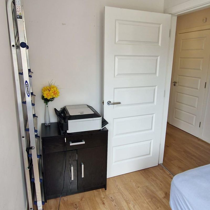 3 Bedroom End of Terrace to Rent at , England Niddrie