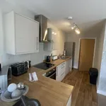 Rent 2 bedroom flat in South West England