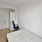 Rent 4 bedroom flat in West Midlands