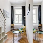 Rent 4 bedroom apartment in Prague