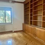 Rent 4 bedroom apartment of 146 m² in Roma