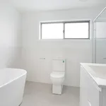 Rent 3 bedroom apartment in Lake Illawarra