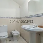 Rent 5 bedroom house in Setúbal