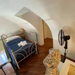 Rent 1 bedroom apartment of 80 m² in Catania