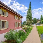 Rent 5 bedroom house of 210 m² in Verona