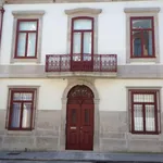 Rent 1 bedroom apartment of 50 m² in Porto