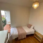 Rent a room of 150 m² in madrid