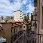 Rent 3 bedroom apartment of 87 m² in Milan