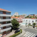 Rent 4 bedroom apartment in Porto