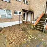 Rent 2 bedroom flat in Linslade