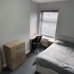 Rent 4 bedroom house in Hull