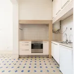 Rent 3 bedroom apartment of 180 m² in Lisbon