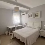 Alquilo 3 dormitorio apartamento de 90 m² en seville