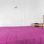 Rent 6 bedroom apartment in Scotland