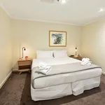 Rent 1 bedroom apartment in East Melbourne