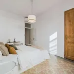 Rent a room of 120 m² in barcelona