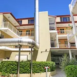 Rent 1 bedroom apartment in Wollongong