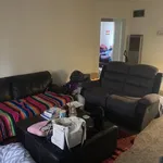 Rent 2 bedroom apartment in San Diego