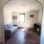 Rent 4 bedroom apartment of 90 m² in Sovicille