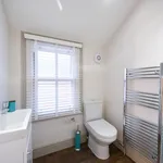 room in Caversham Road, Reading