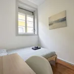 Rent a room in lisbon