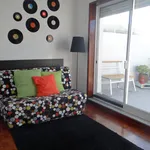 Rent 1 bedroom apartment of 72 m² in Porto