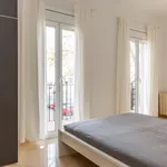 Rent a room of 100 m² in barcelona