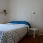 Rent a room of 110 m² in lisbon