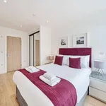 Rent 3 bedroom flat in london