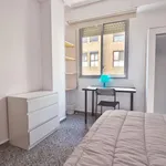 Alquilar 4 dormitorio apartamento en Valencia