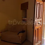 Rent 4 bedroom apartment of 60 m² in Cirò