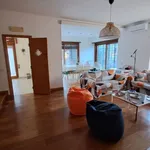 Affitto 4 camera casa di 245 m² in Fiumicino