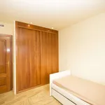 Rent 2 bedroom apartment of 65 m² in madrid