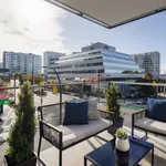 Appartement de 796 m² avec 2 chambre(s) en location à British Columbia