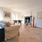 Rent 2 bedroom apartment of 80 m² in Bergamo