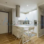 Rent 4 bedroom apartment of 90 m² in Padova