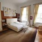 Miete 4 Schlafzimmer wohnung von 153 m² in Wien