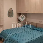 Affitto 5 camera appartamento di 93 m² in Viareggio