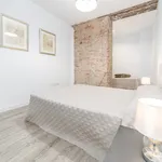 Rent 4 bedroom apartment of 90 m² in Valencia