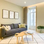 Rent 2 bedroom apartment of 130 m² in lisbon