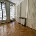 Rent 4 bedroom apartment of 101 m² in Lyon 6Eme Arrondissement