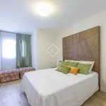 Rent 4 bedroom apartment of 194 m² in Valencia