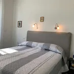 Rent 2 bedroom apartment of 90 m² in genoa